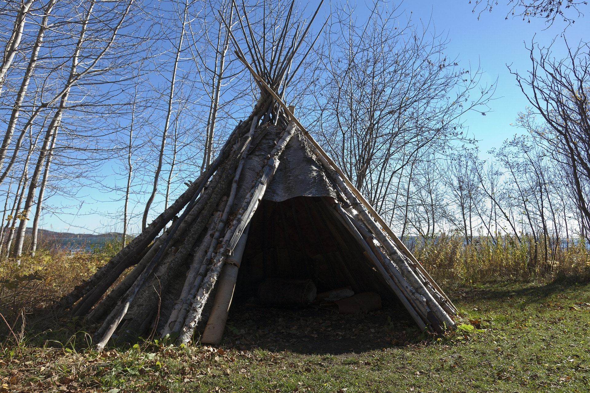 Which Native American Group Lived In Teepees Quizlet